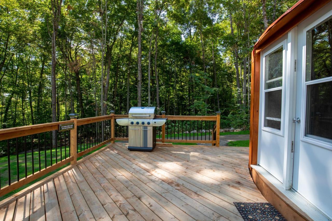 Yourtes Glamping Du Poisson Blanc Notre-Dame-du-Laus 外观 照片