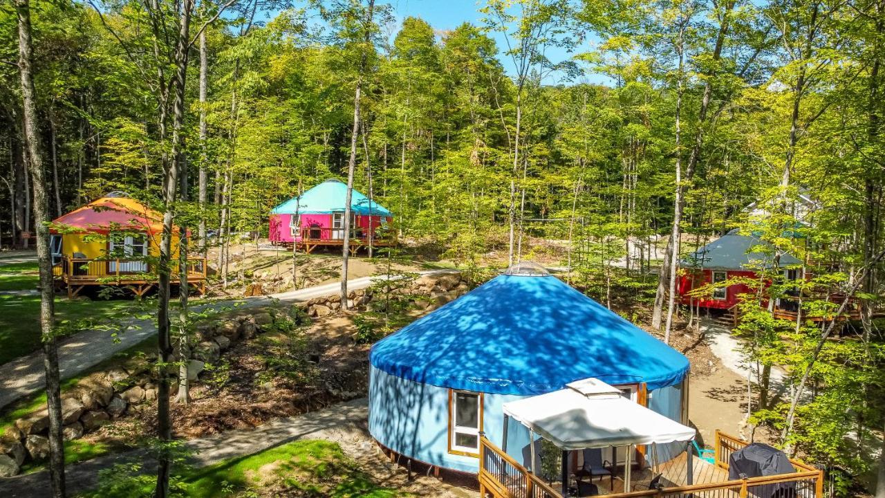 Yourtes Glamping Du Poisson Blanc Notre-Dame-du-Laus 外观 照片